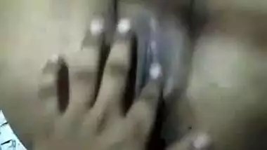 Desi village aunty fingering pussy her lover