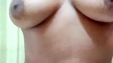 Indian GF showing her sexy big boobs on cam