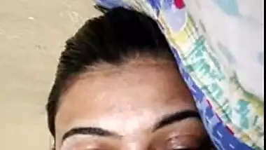 Kolkata Girl Showing Her Boobs on Video Call