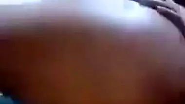 Cute Desi Girl Showing Ass