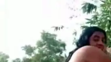 Nude desi Bhabhi bathing outdoors and enjoys video call sex
