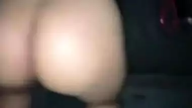 I find a girl on the beach at night and this happened... she carries a good ass!!