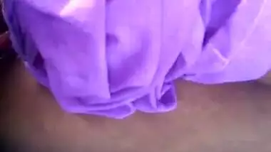 Indian Couple Outdoor Fucked with Clear Hindi Audio Must watch Guys