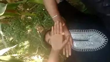 Desi Indian nude girl gets fuck by her lover on the farm