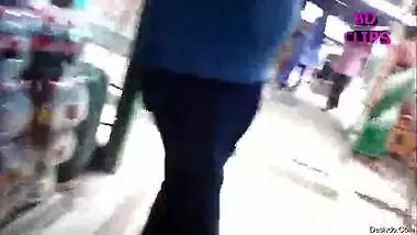Indian Aunty Showing Her Tits and Pussy Prt 1