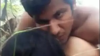 Very horny bhabhi fingering untill she get orgasm (with puch puch sound clear audio of fingering)