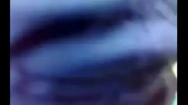 Cute Girl Gives Outdoor Blowjob to Lover