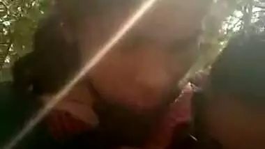 Desi Village Couple Outdoor boobs sucking