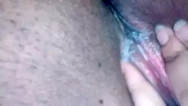 Kolkata girl licking boobs and fingering horny pussy
