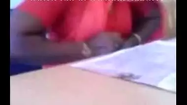 Mallu Office Girl Showing Boobs
