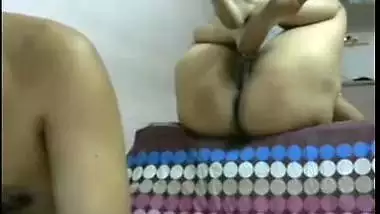 Indian bhabi fucked by neighbor wearing mask mms