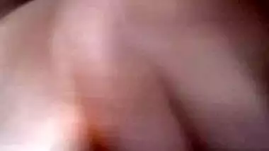 Sexy Indian hot girl displaying her virgin cunt
