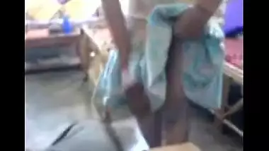 Orissa desi girlfriend gives a sensual blowjob before sex