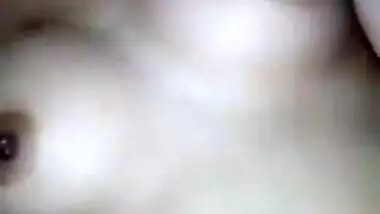 Cute Desi teen nude body show