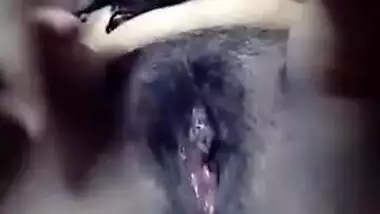 Sexy Desi Chubby Girl Stripteasing Nude Mms Selfie Video