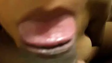 Desi Bank staff blowjob video – 2