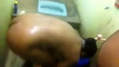 Bhabhi Cleaning Pubic Hair - Movies. video2porn2