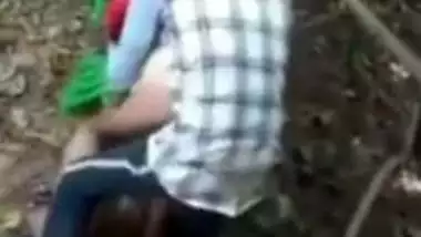 Scandal XXX mms! Desi village aunty fuck with lover outdoor and caught