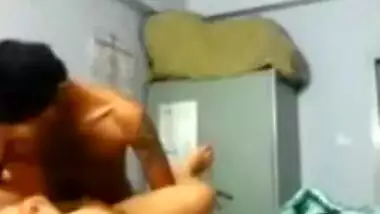 HD porn video of an amateur pair enjoying hardcore home sex session