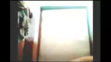 Fsiblog – Desi college girl mast self shoot bath scene MMS