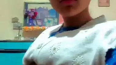 Desi girl topless boobs show video for boyfriend
