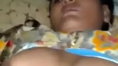 Fat Desi XXX aunty gets her boobs pressed and fucked MMS