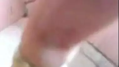 Bangla slut showing body