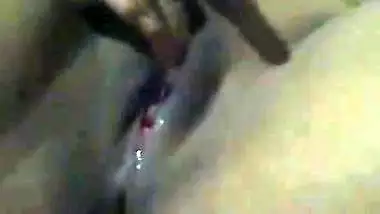 Desi south aunty rupa masturbatingin bedroom