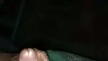 Village girl first-time blowjob MMS video