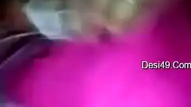 Today Exclusive- Desi Girl Showing Her Boobs