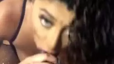 HOT INDIAN SLUT SUCKS THE BIGGEST BLACK COCK EVER!